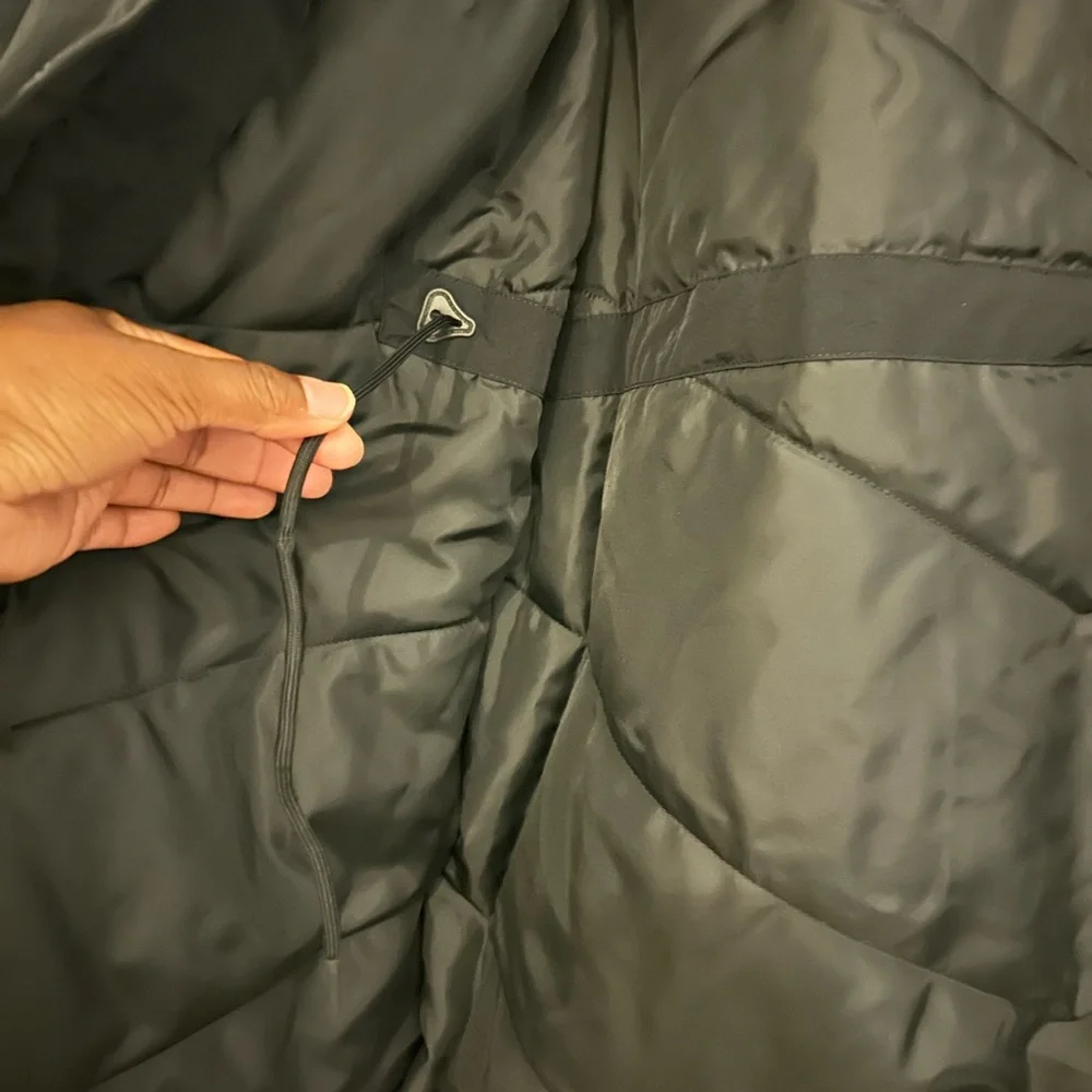 Nike Women's Jacket Medium‎ Long Dugout Bench Black Zip DC9103-010 Softball NWT